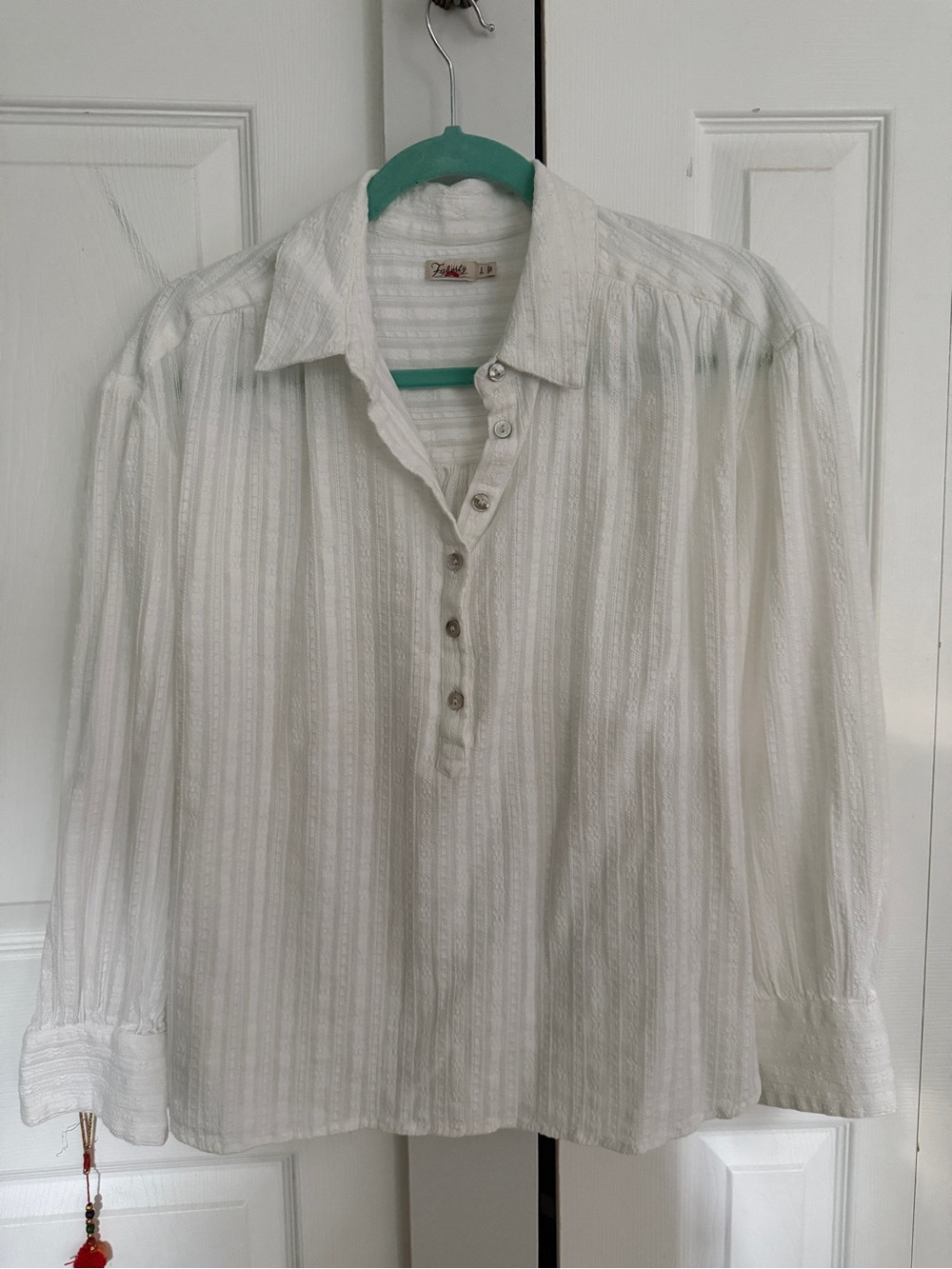 Faherty Cream Textured Long-Sleeve Button-Down Shirt